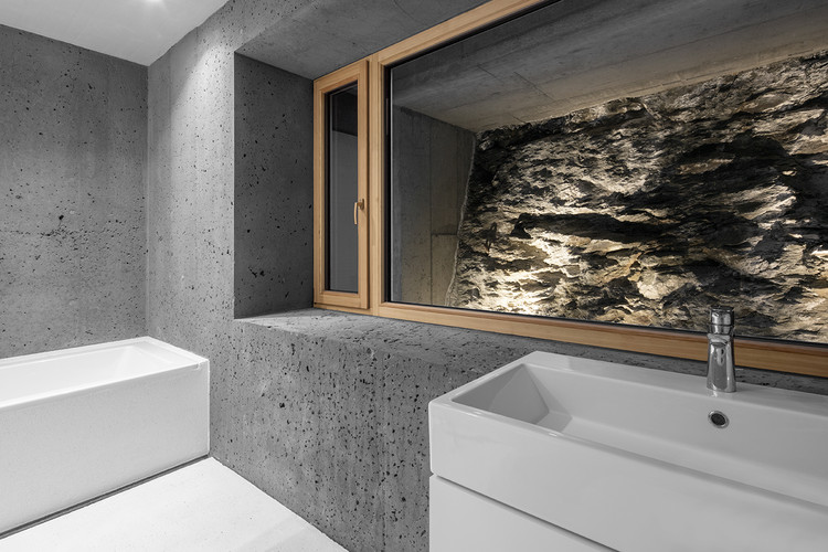 意大利南蒂罗尔山区环保住宅设计-31