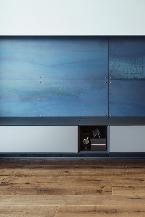 RS 公寓现代风格设计 | 蓝色木色灰色打造灵魂空间-2