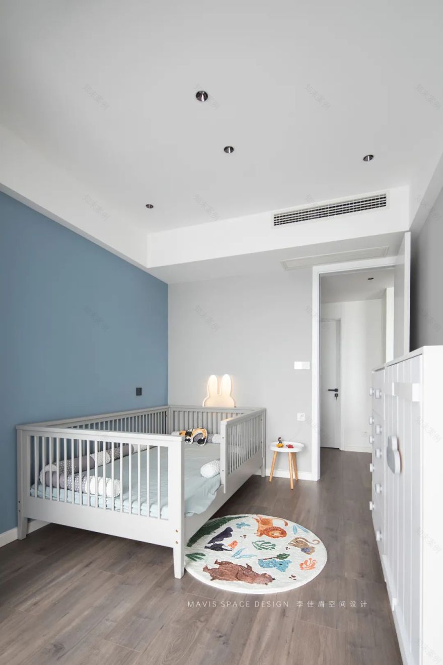 李佳眉设计 | 精装房大改造,黑白灰的简约空间-137