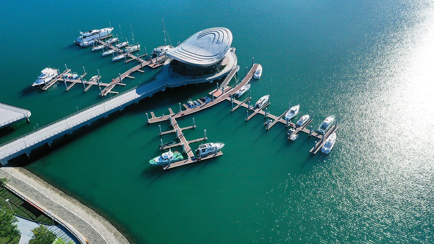 NDA Group | Hainan Sea Flower Yacht Club and Marina Commercial Promenade - EN-0