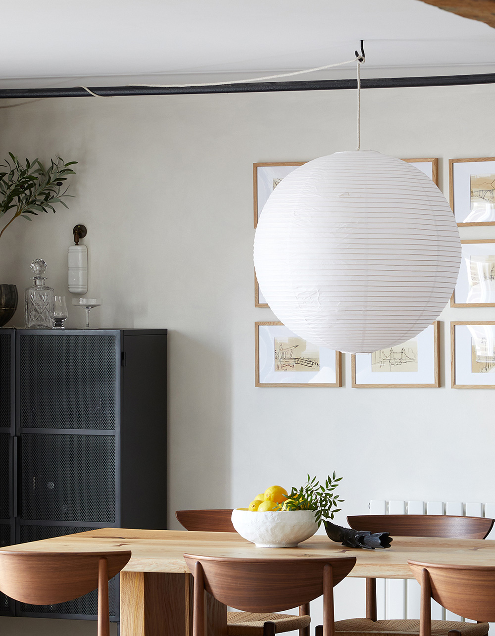 伦敦旧仓库改造的带砖砌墙与柔和装饰的阁楼丨英国伦敦-8