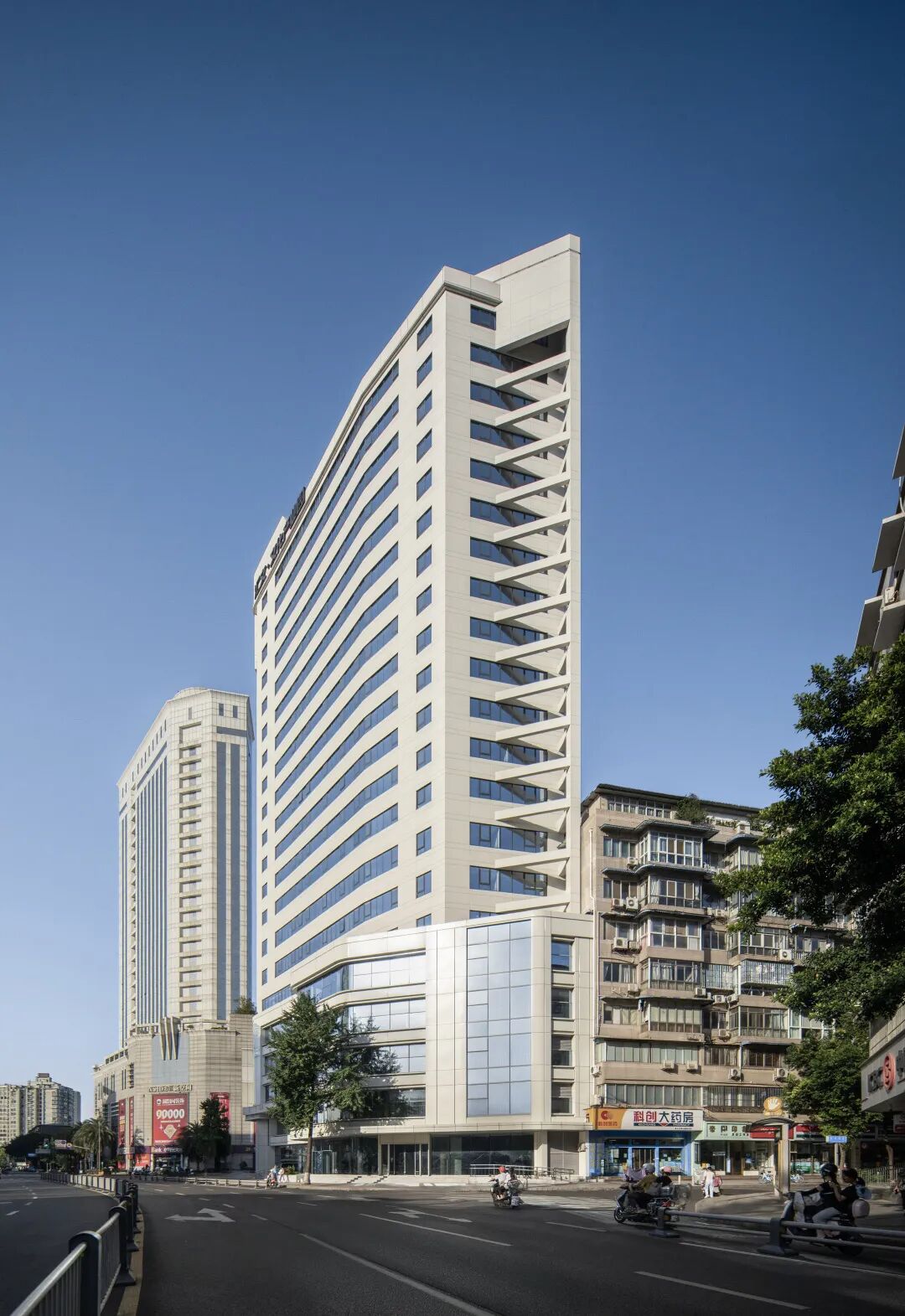 历史文化片区的高层可持续再生：四川出版大厦升级改造项目-158