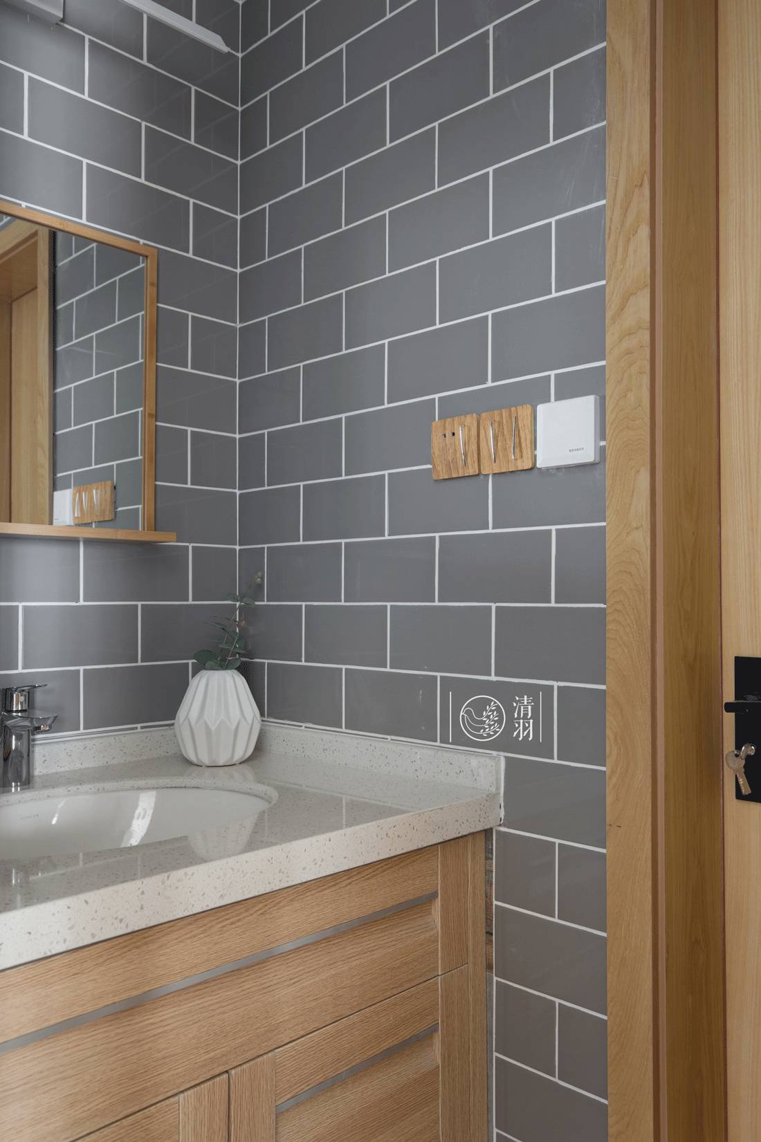 成都宽窄巷子旁简约民宿设计-47