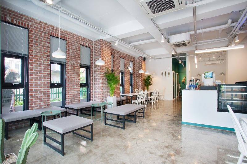 14 坪现代咖啡厅，简约空间设计典范-10