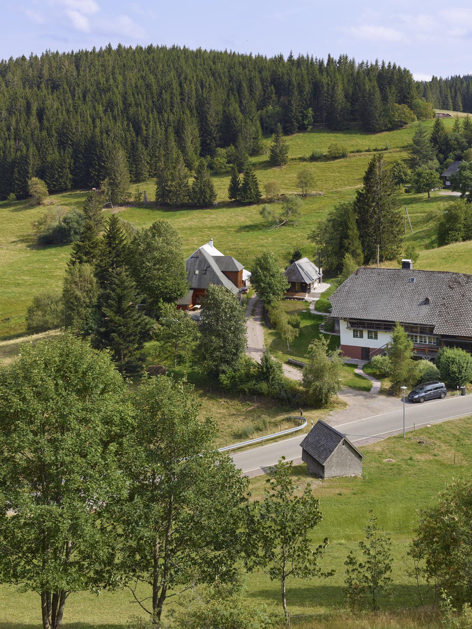 德国黑森林 1000 米高空的环保小屋-38