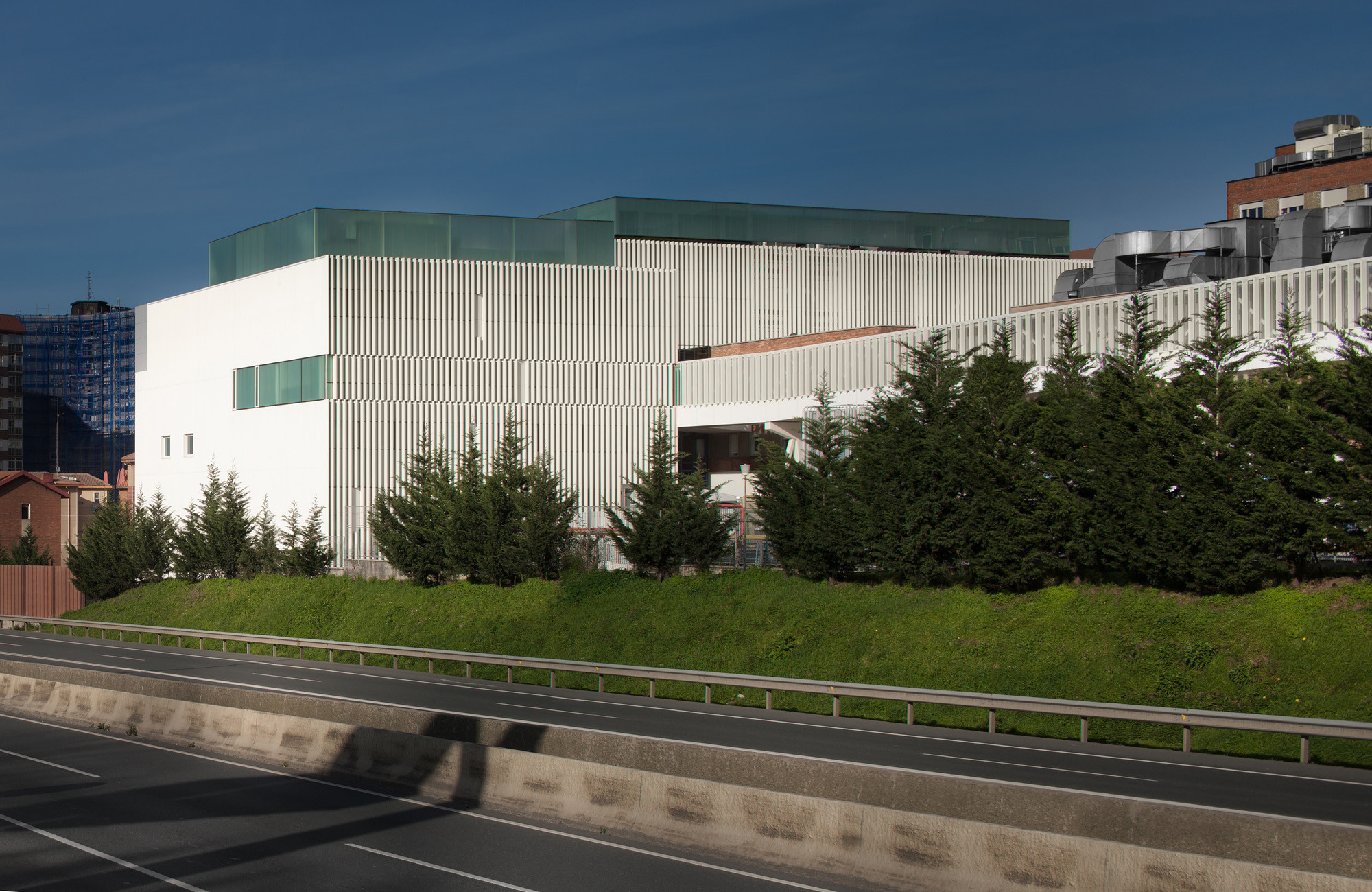 Cruces Hospital General Services Building  ACXT-11