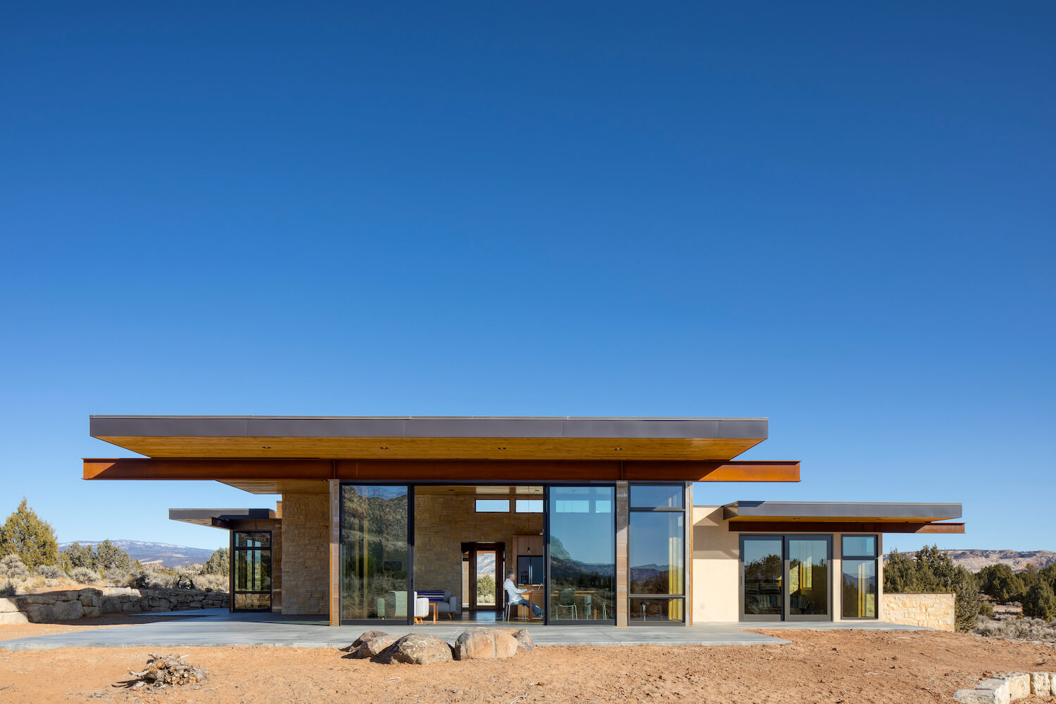 by Coates Design 位于美国犹他州的埃斯卡兰特住宅                     -1