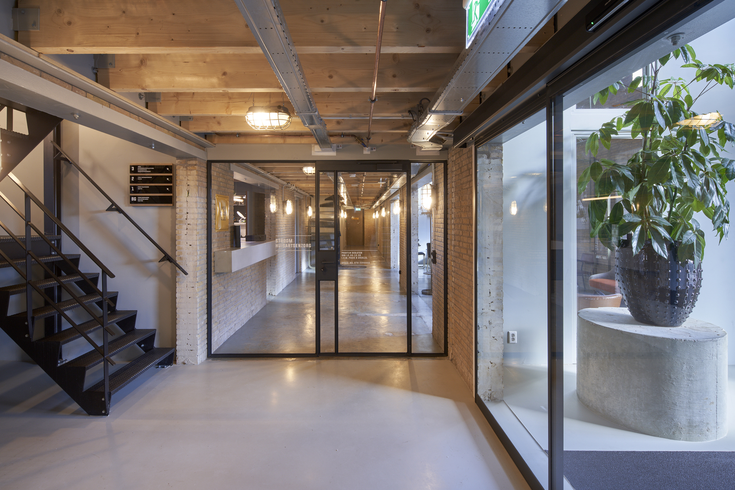 13 千伏多德雷赫特健康中心-17