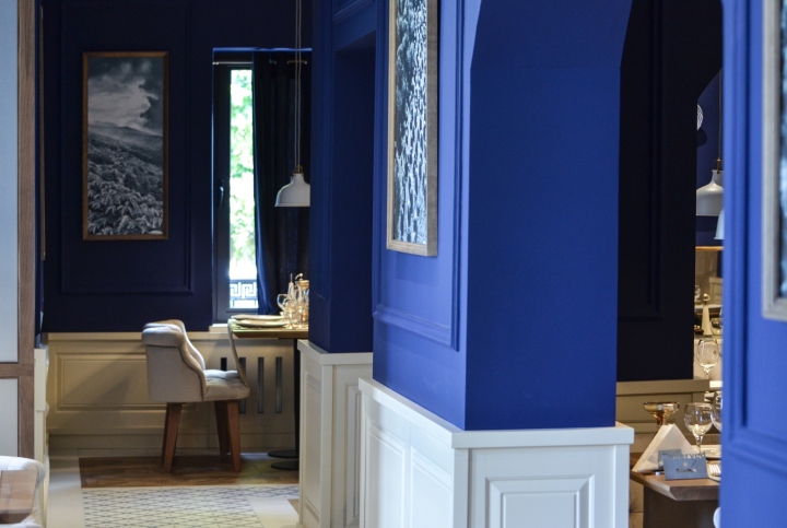 由 Yellow Office Architecture 设计的 Mythos 餐厅,位于克拉约瓦——罗马尼亚-29