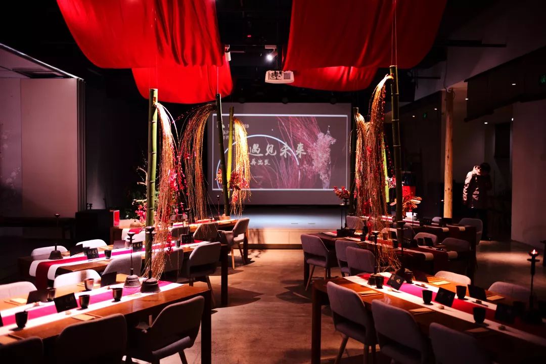 上海丰剧院 | 东方韵律，剪红裁金添烛西窗-10