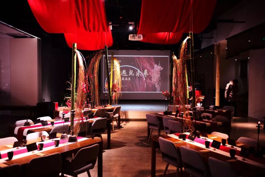 上海丰剧院 | 东方韵律,剪红裁金添烛西窗-10