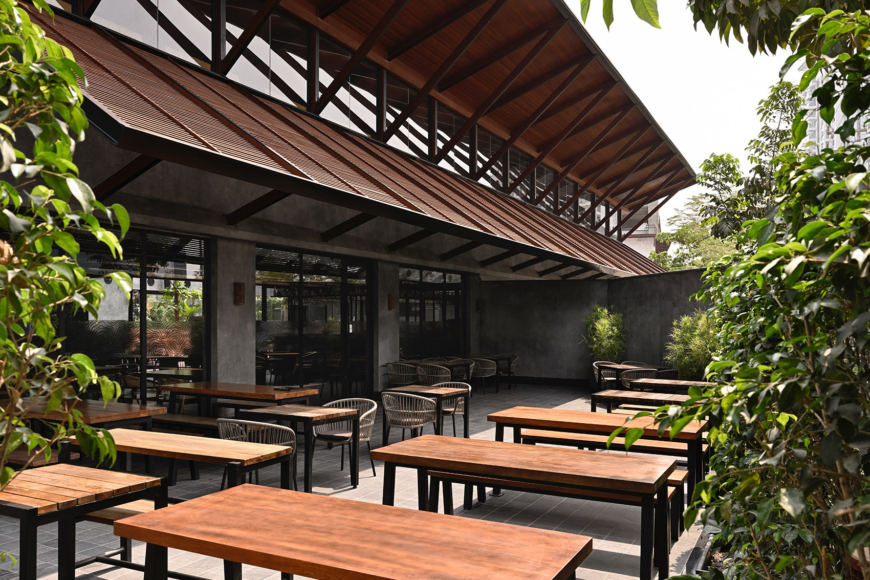 Tabula Rasa 2·0餐厅丨印度丨23 Degrees Design Shift-19