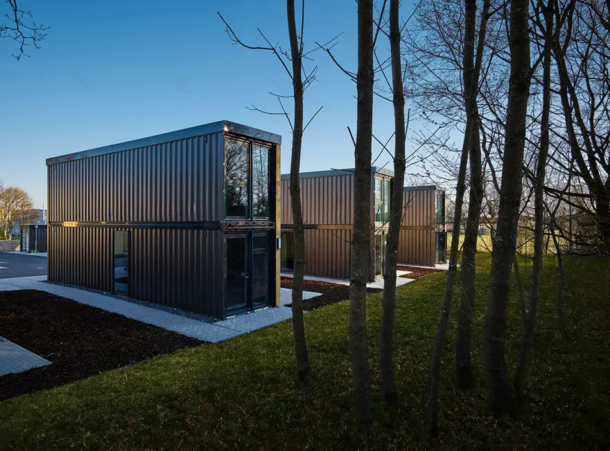 德国集装箱公寓 | 可持续设计与紧凑空间的完美结合-7