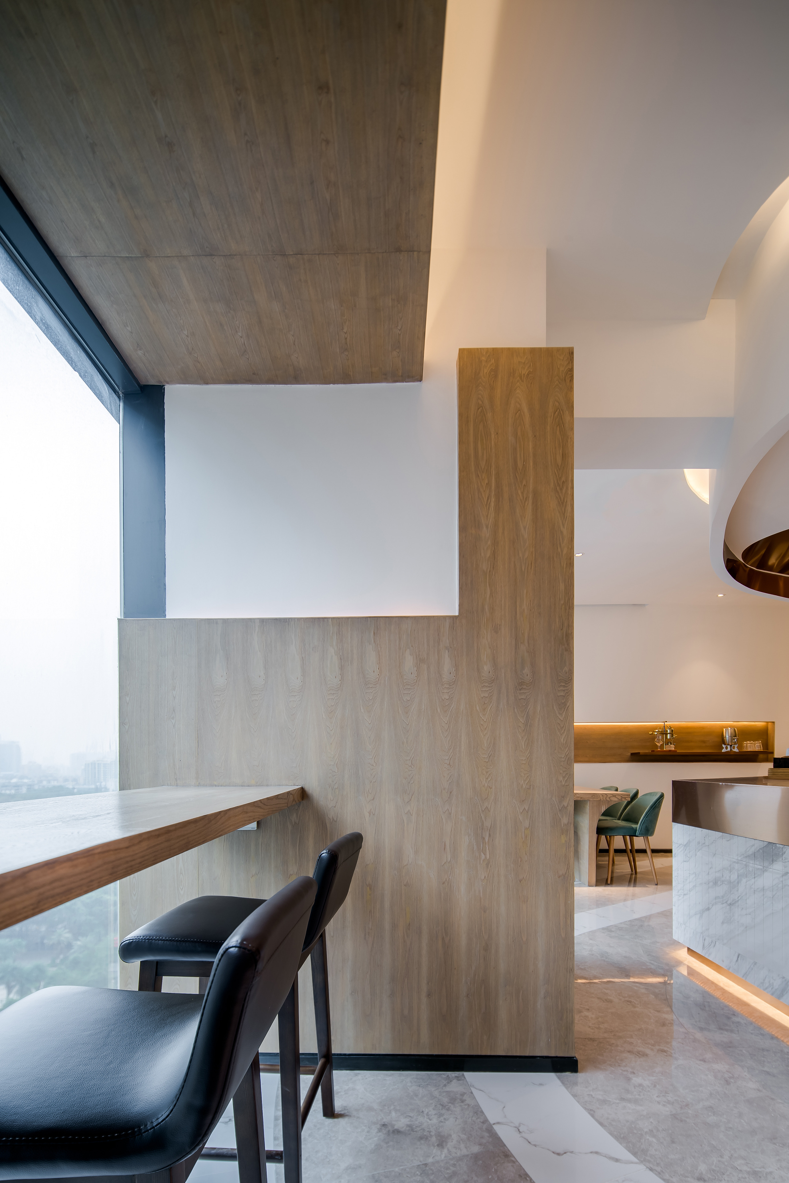 E²CAFEDesign 咖啡厅 | 弧线灵动,划分多重空间-26