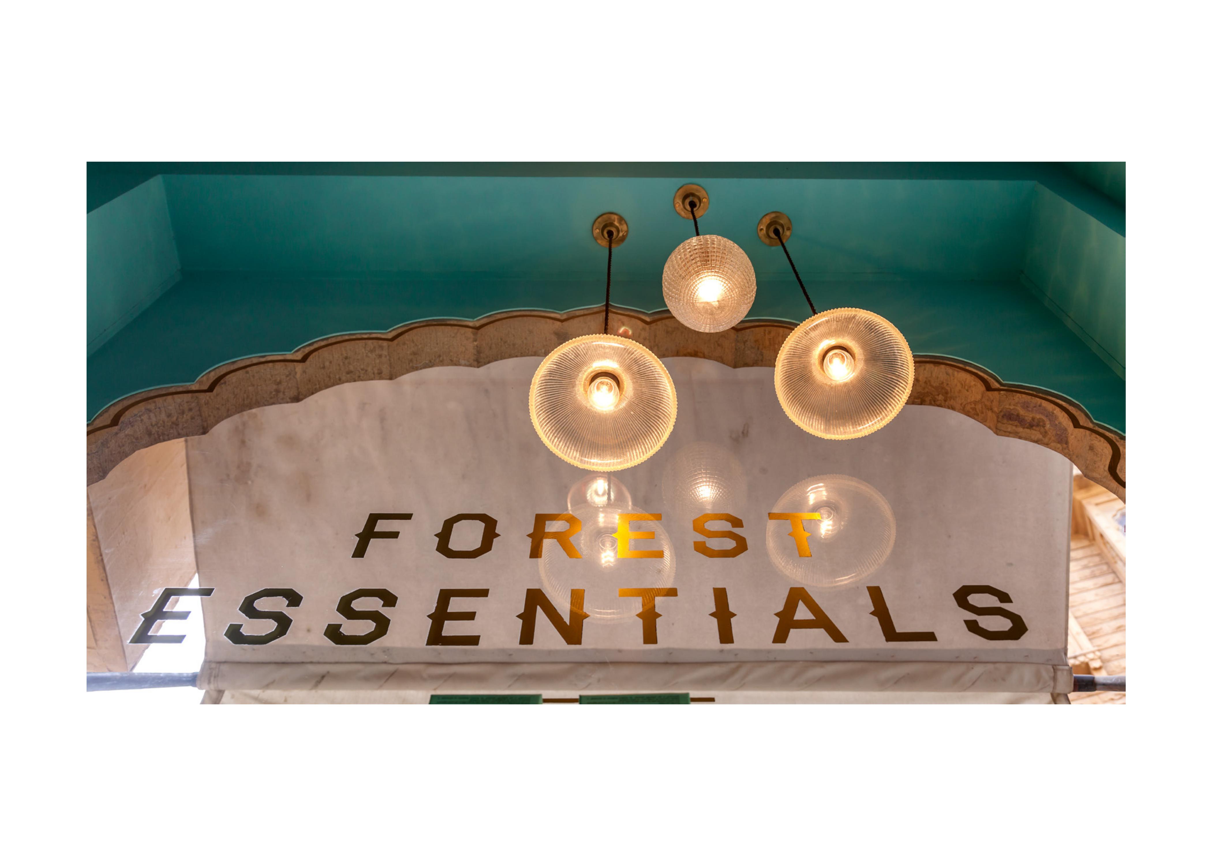 "JDH Urban Regeneration 项目 | Forest Essentials 零售店,艺术装饰与传统元素的完美结合"-21