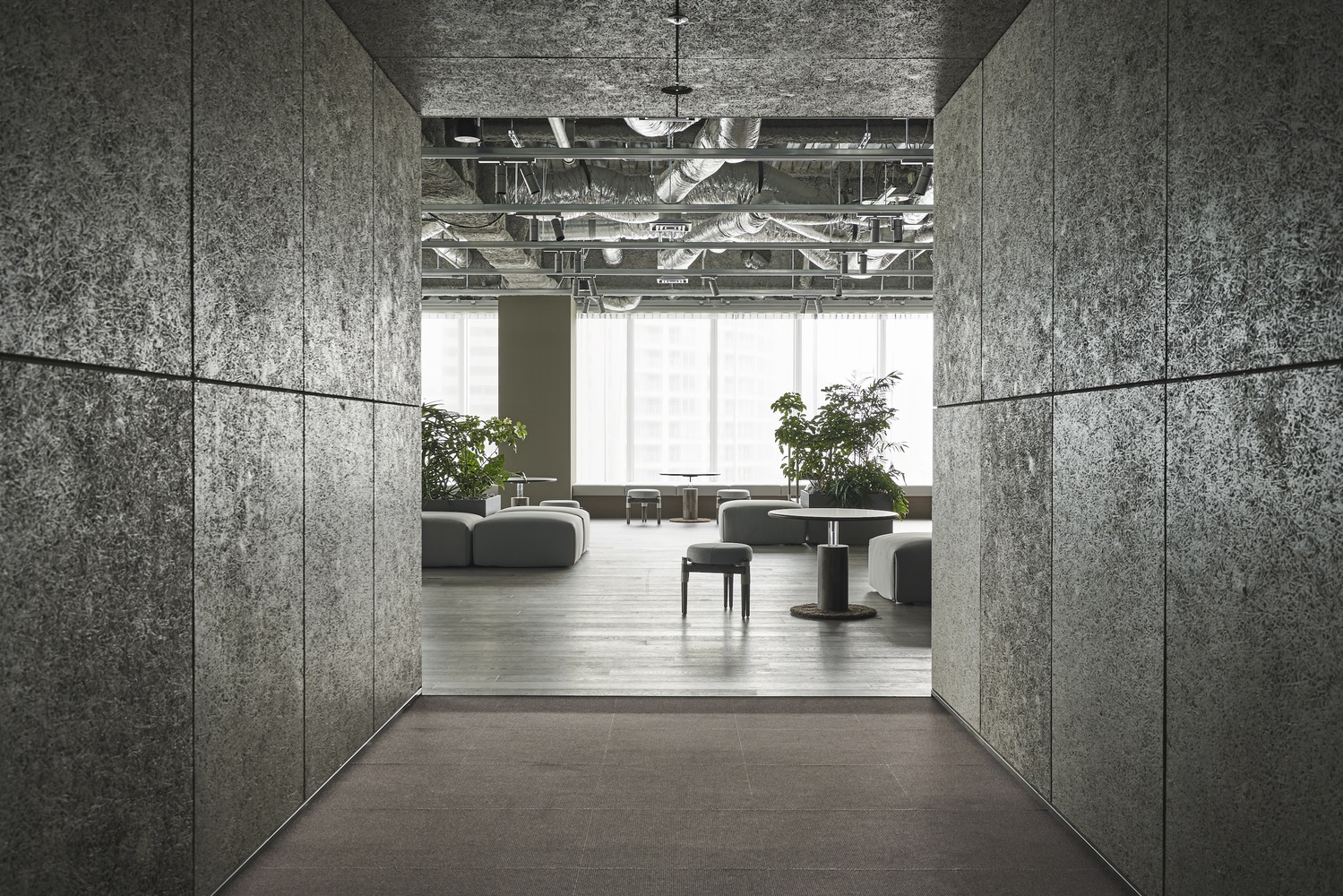 日本知名广告公司总部入口设计-3