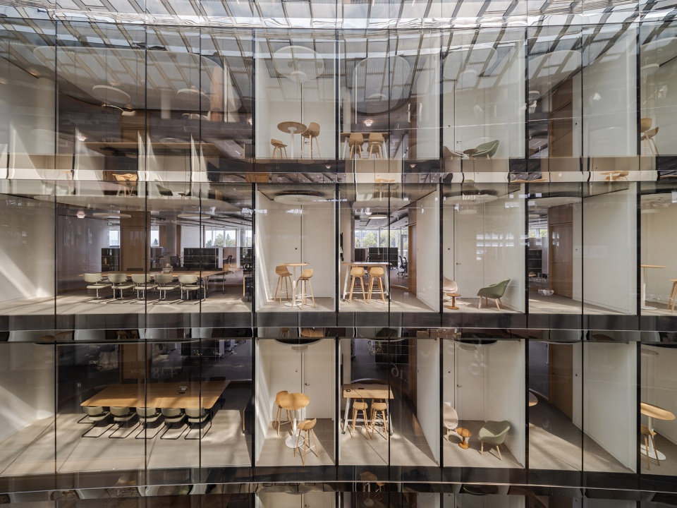 瑞士隆奥银行总部丨瑞士日内瓦丨Herzog & de Meuron-24