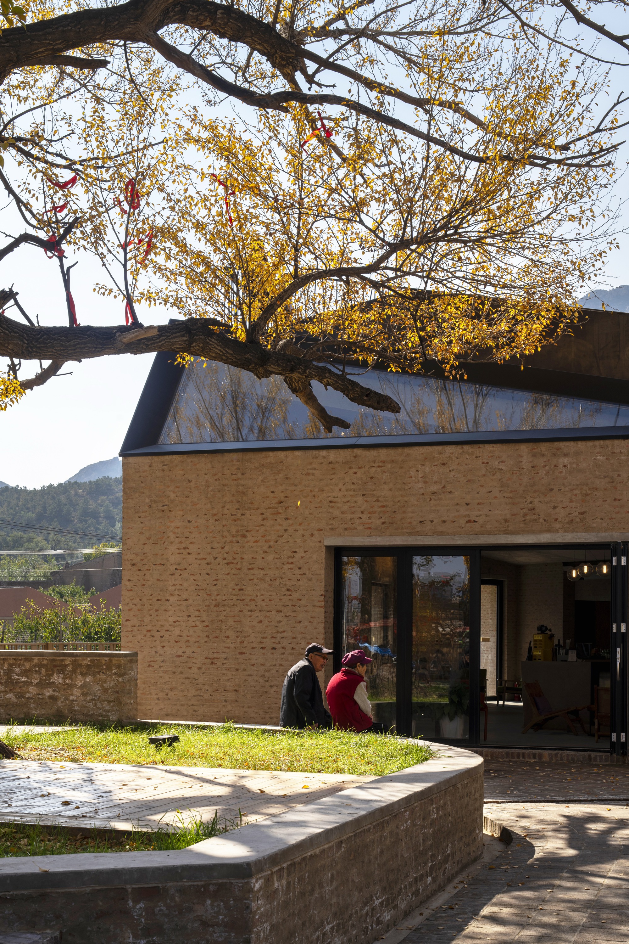 West Wusutu Village Community Center / Zhang Pengju-36