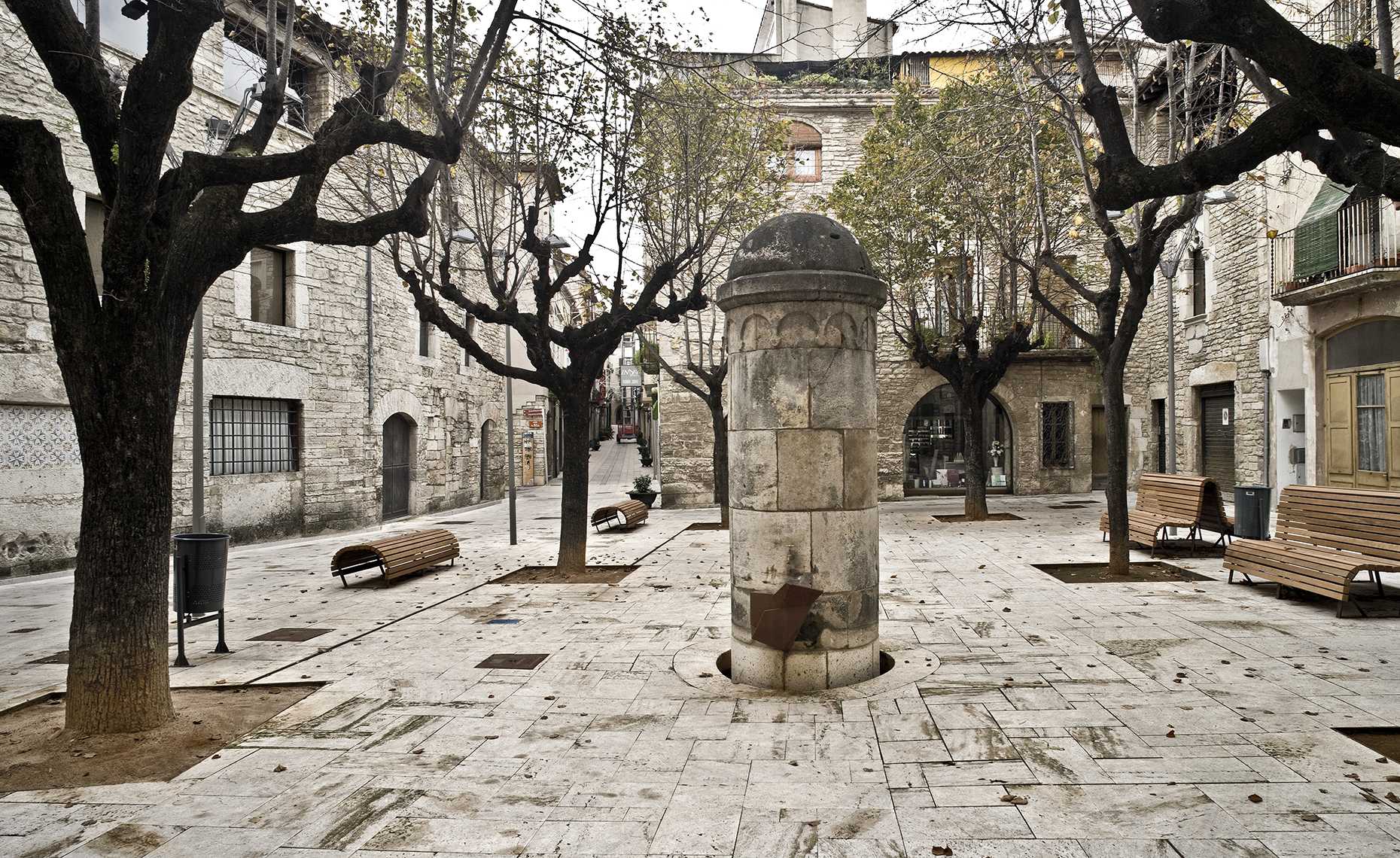 西班牙班约莱斯老城区 Banyoles 景观改造设计-9