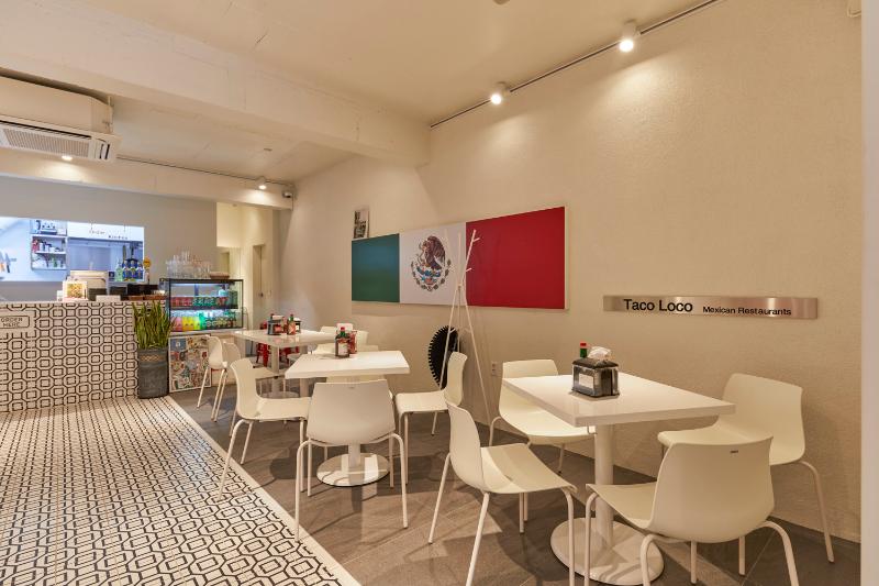 趣味十足，25 平米 TACOROCO 咖啡馆的温馨设计-5