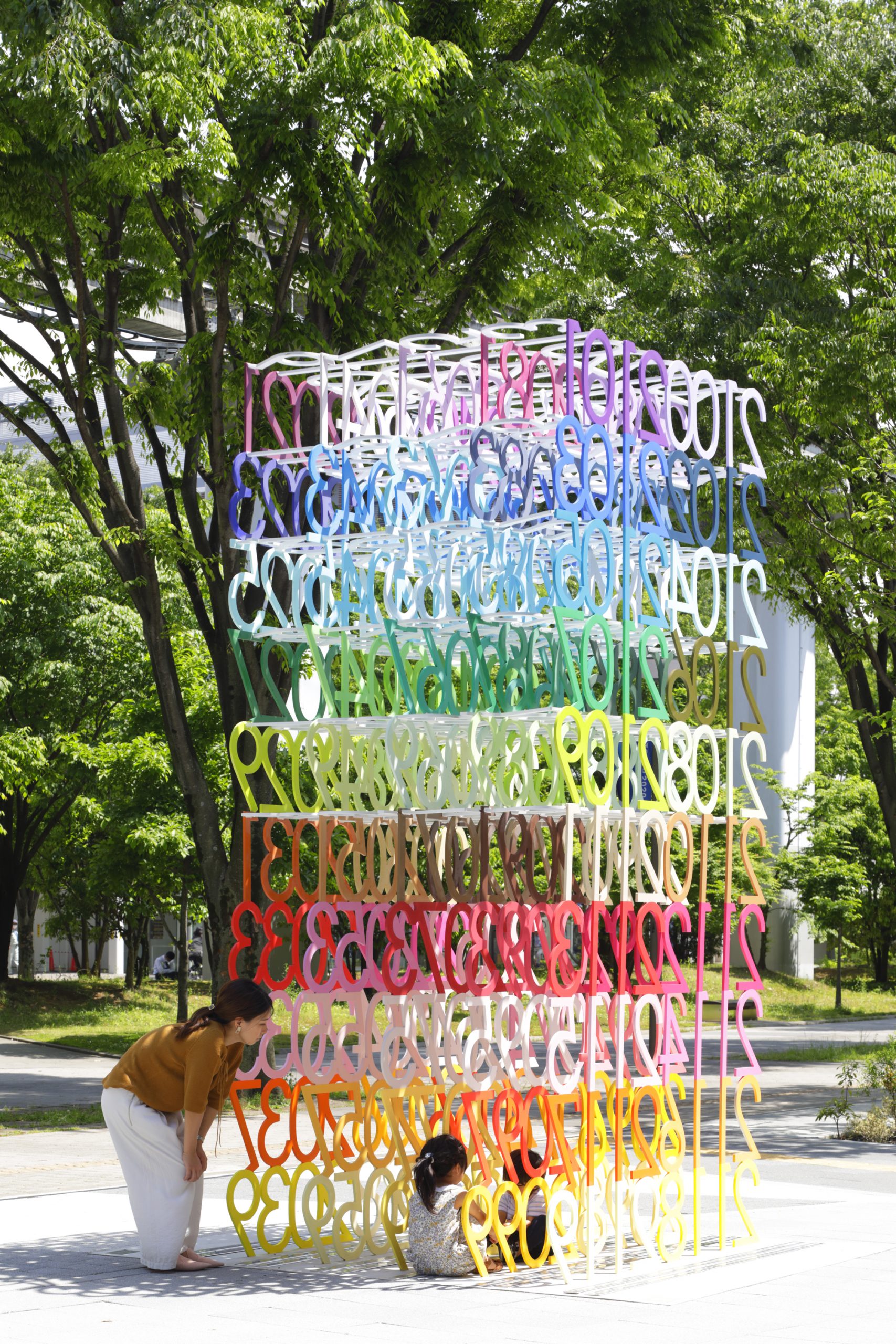 梦幻色彩空间——Emmanuelle Moureaux 的“时间切片”与“未来”雕塑-92