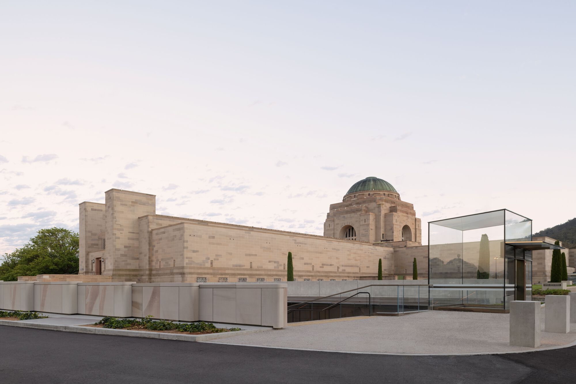 Australian War Memorial Southern Entrance and Parade Ground丨Studio.SC-40