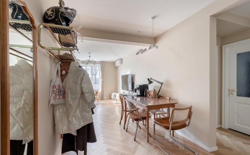 北欧风原木宅-10