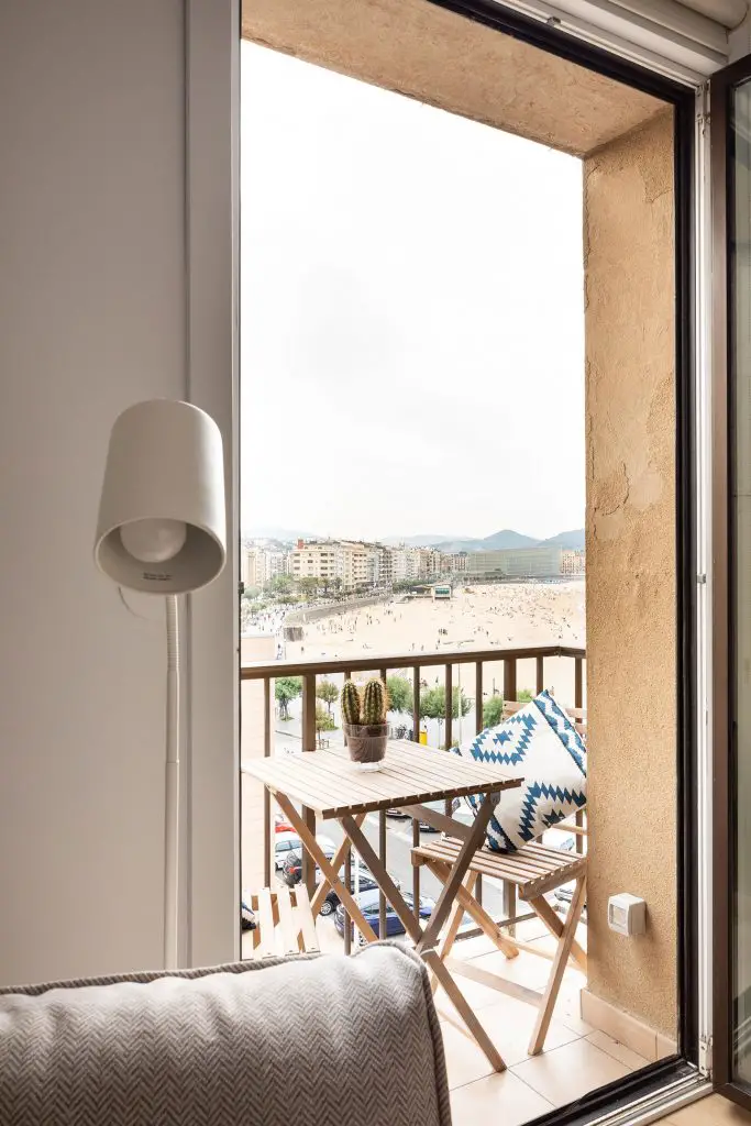 西班牙 37m2 海滨公寓的北欧风格改造-2