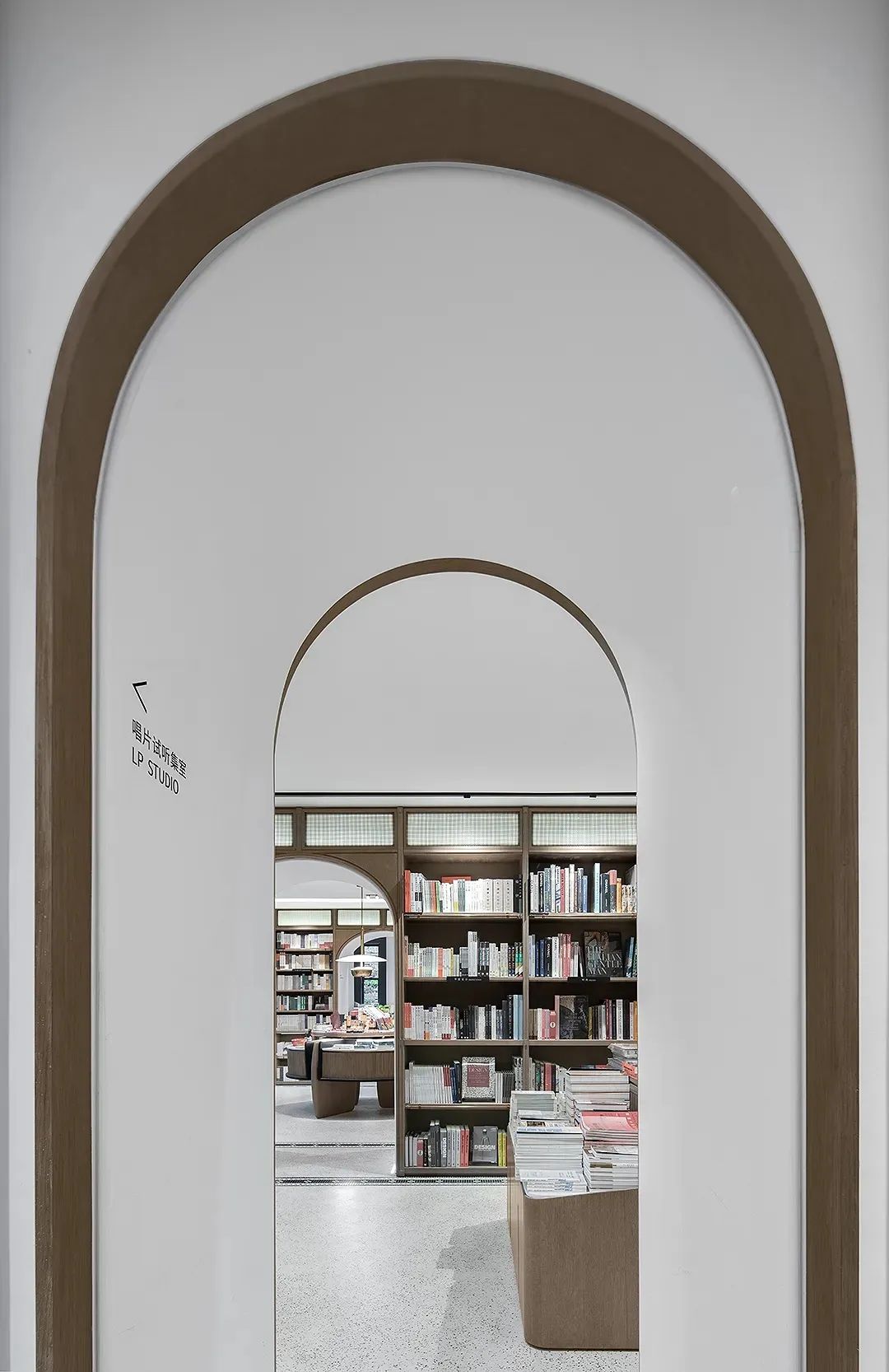 上海黑石公寓 | 音乐与书香的时空对话-13