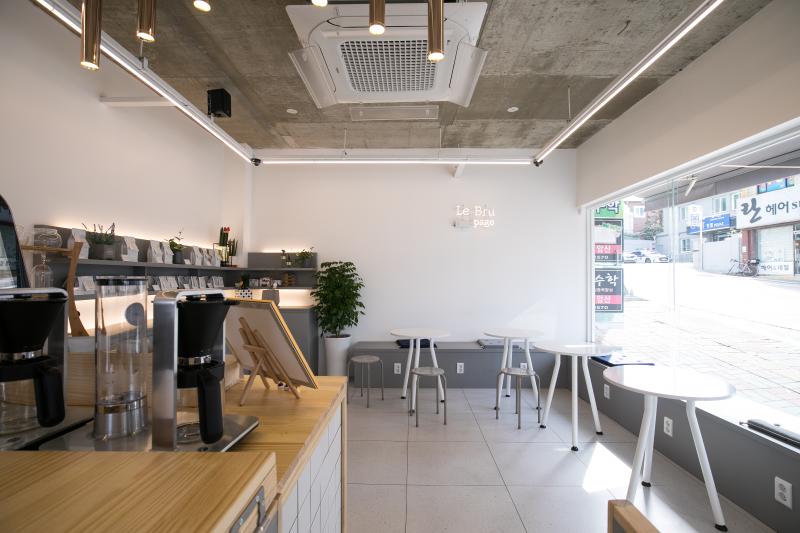 11 坪极简咖啡馆设计，韩式风格尽显-5