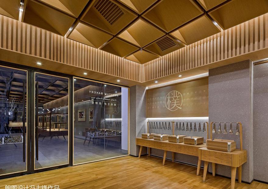 冯志锋打造樸悦间面包店 | 原木与水磨石的自然烘焙空间-4