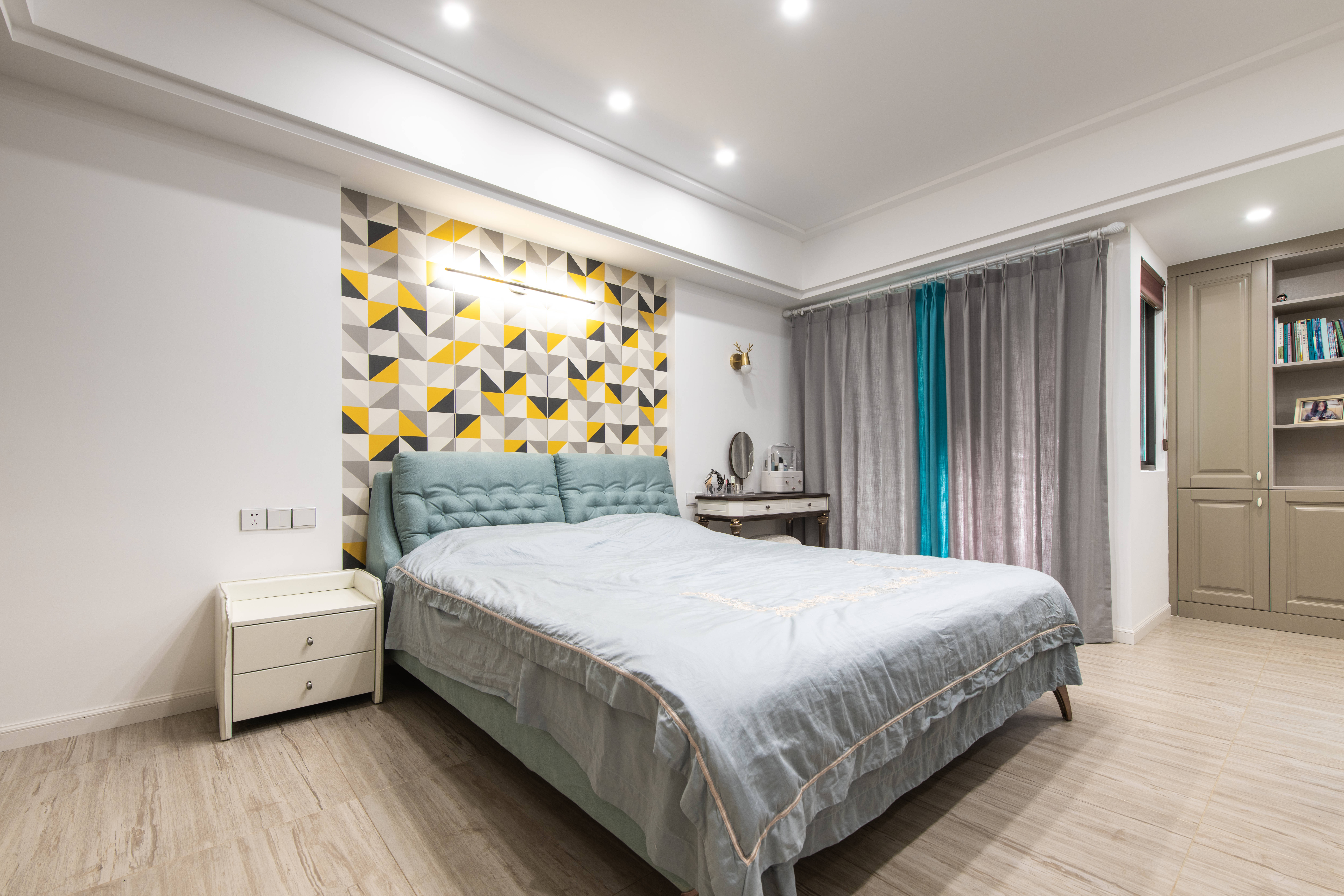 协信春山台现代简约风家居设计-19