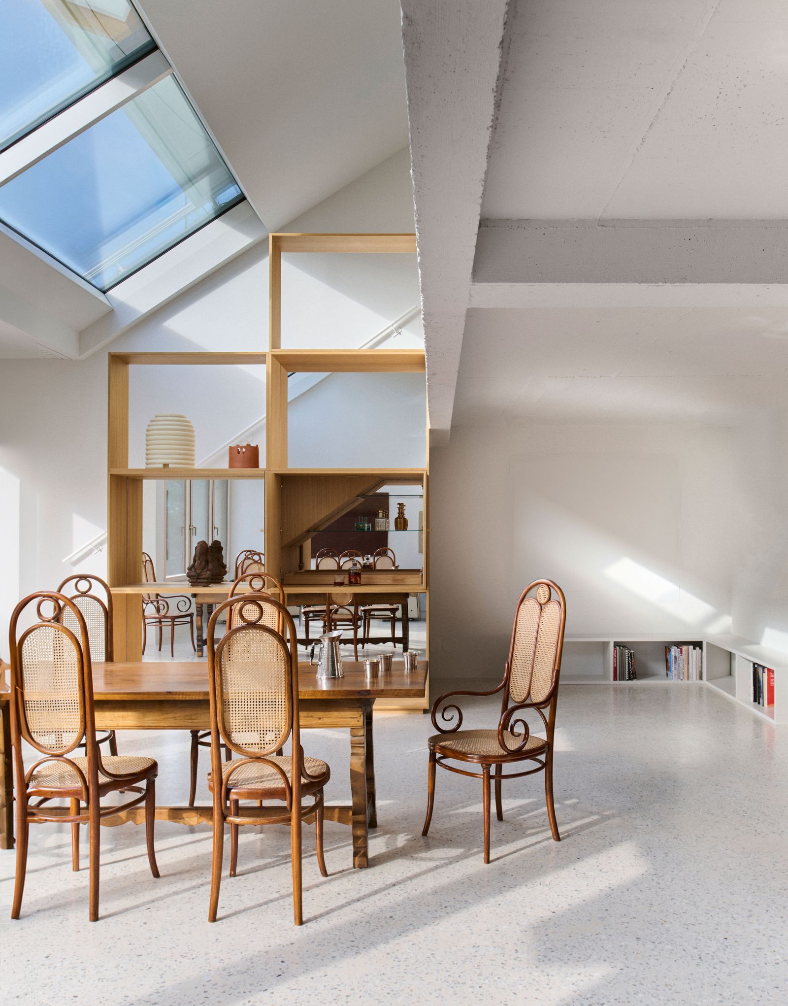 维也纳70年代粗野主义建筑改造丨奥地利维也纳丨Rupert Zallmann-12