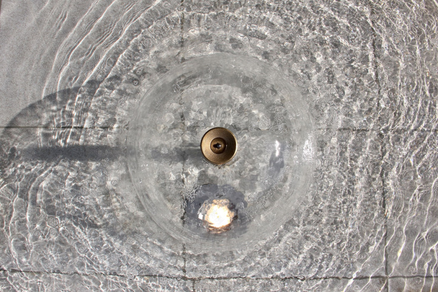 布达佩斯 Millennium City Center Riverside Origami 滨水公园景观设计-14