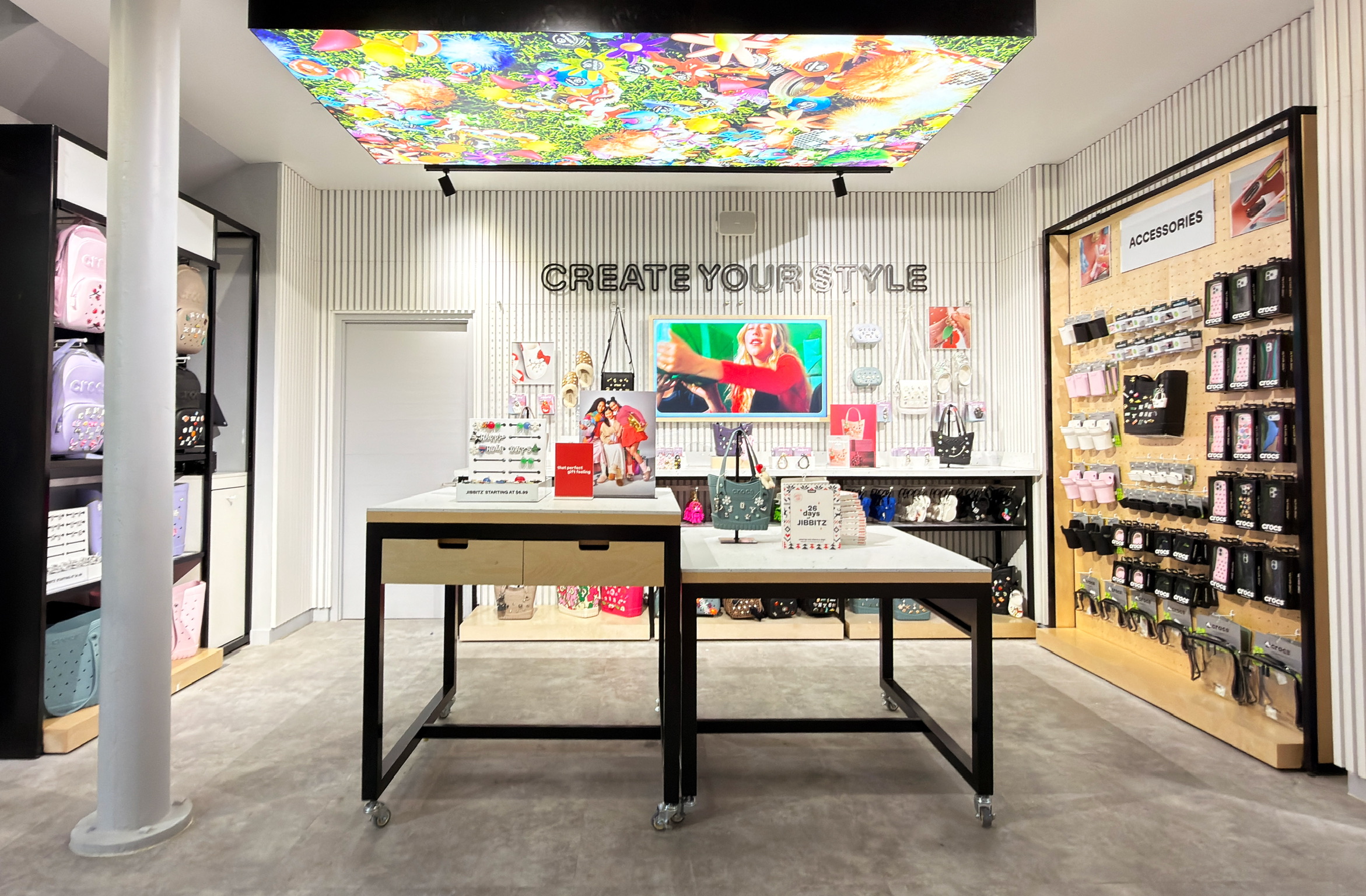 纽约34街Crocs门店翻新丨美国纽约丨Briggs Hillier-0