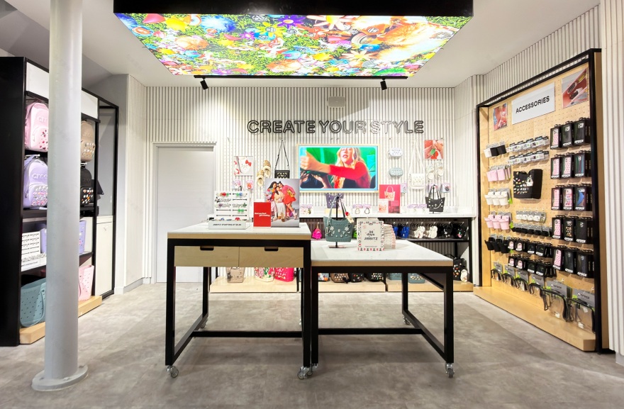 纽约34街Crocs门店翻新丨美国纽约丨Briggs Hillier-0