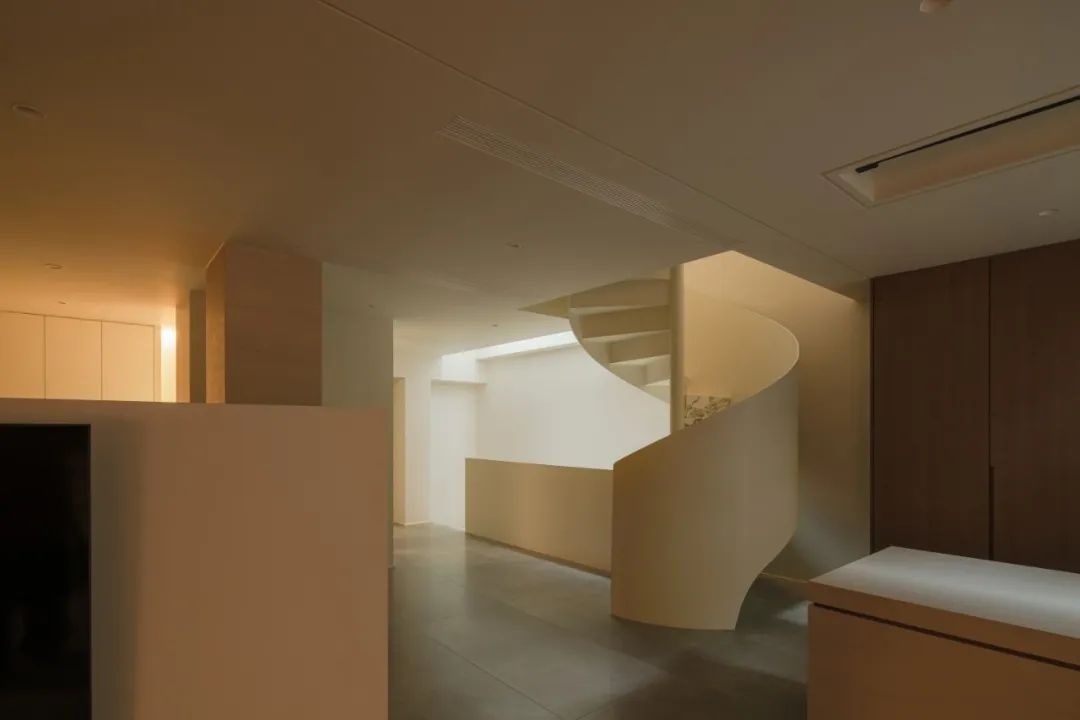 喜叻 · 杭州 345㎡医生夫妇之家丨中国杭州-13