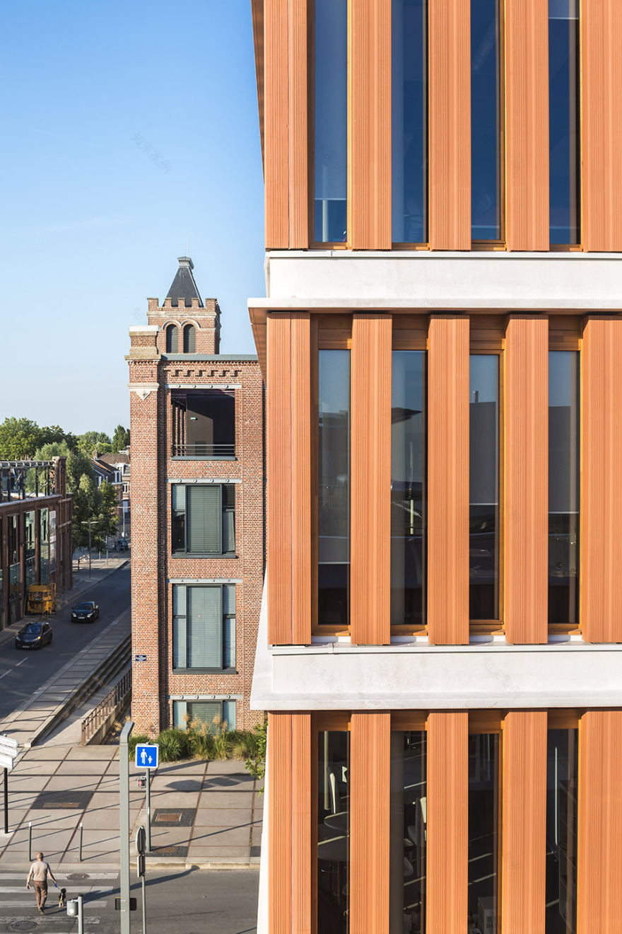 DOGE办公大楼,法国里尔 / Atelier TARABUSI-23