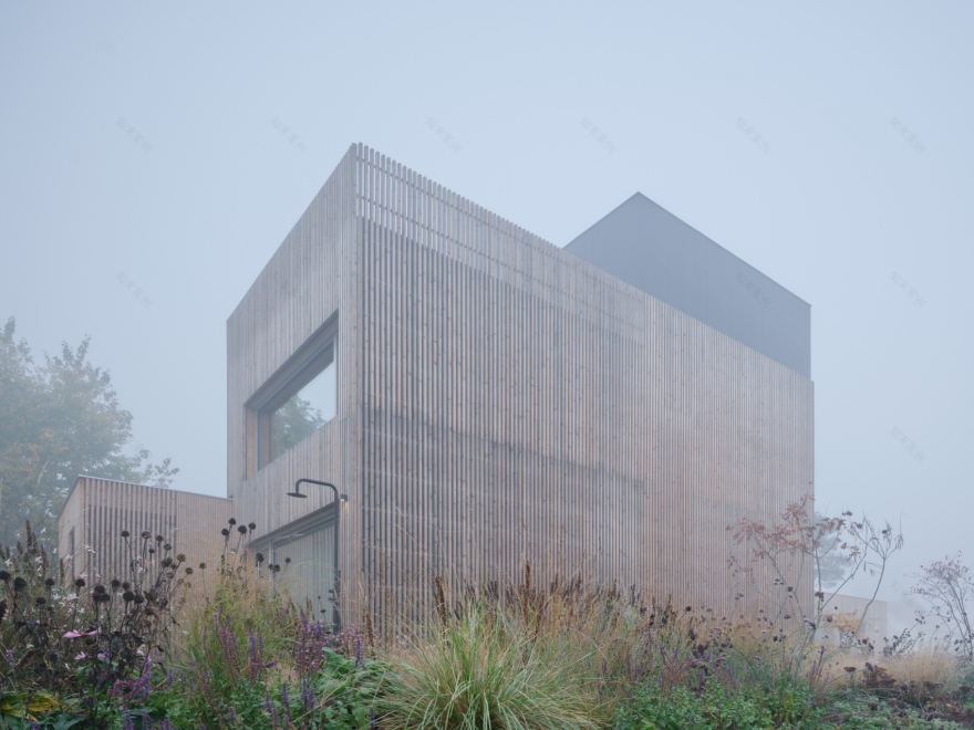 模块化建造的住宅及家庭办公室丨捷克-18