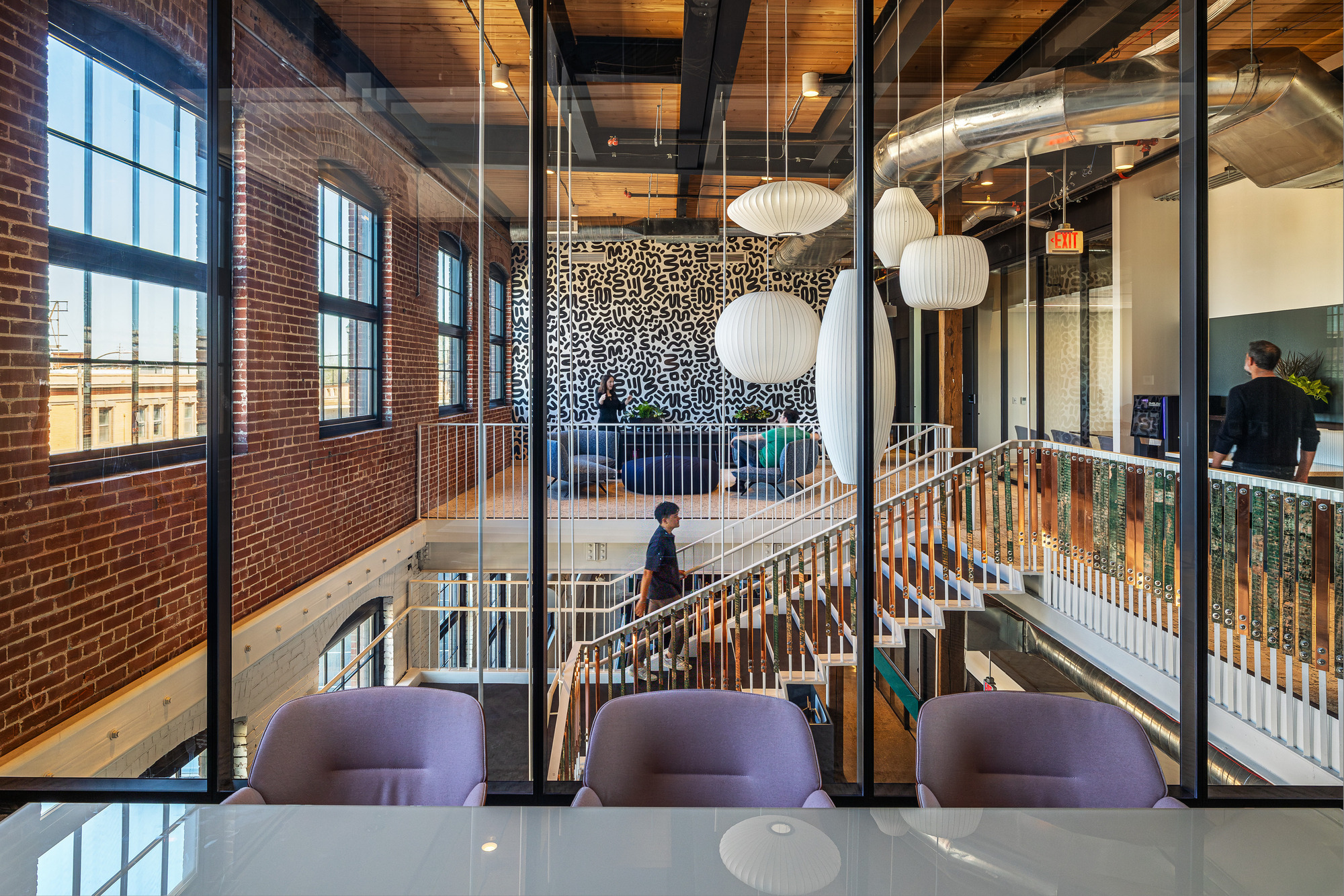 Brown and Crouppen King’s Hill Headquarters / HOK-25