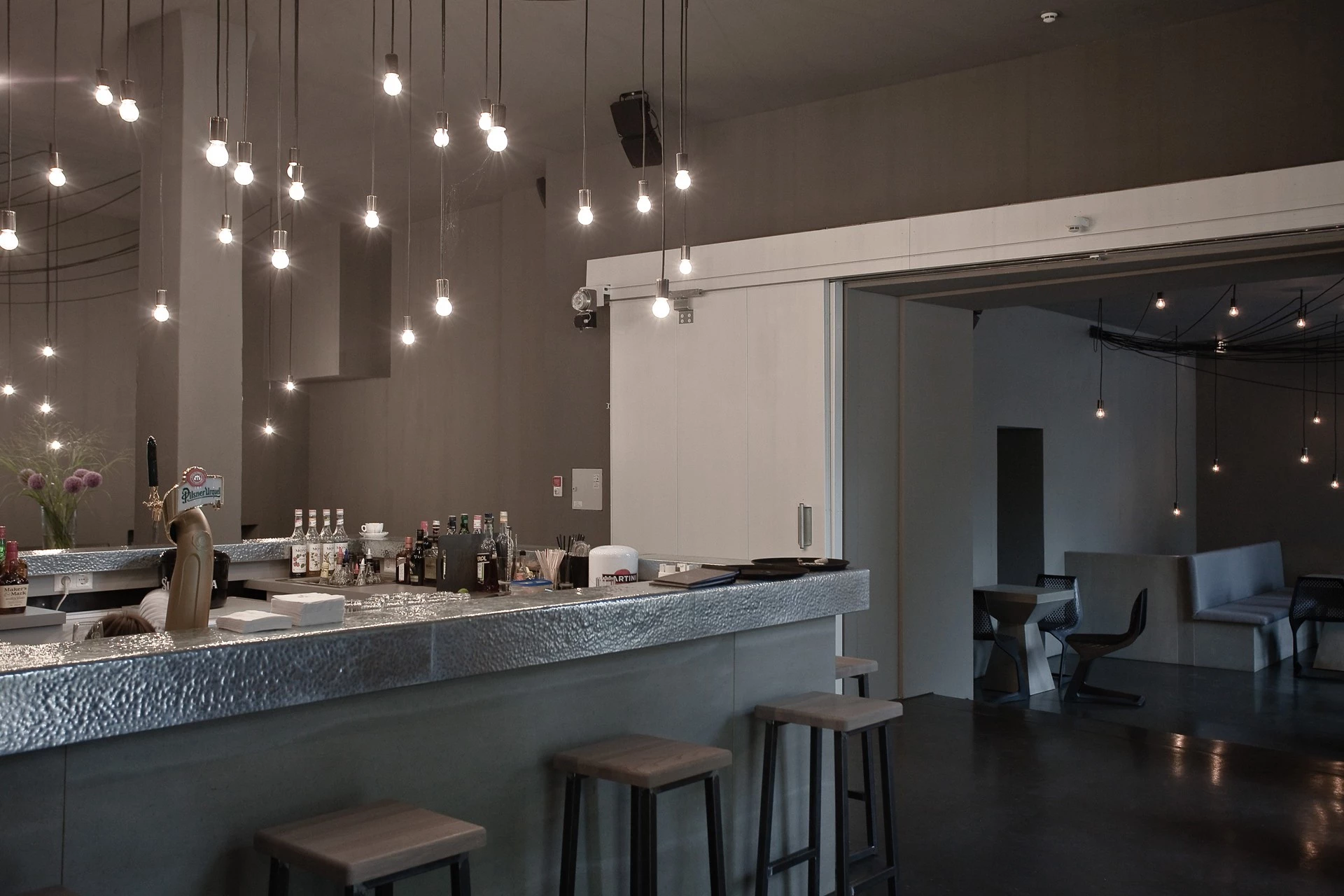 酒吧、餐厅·卡哈德工作室-16