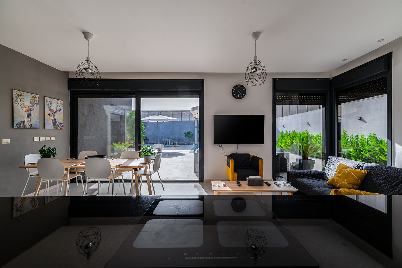 Anastasiya Gushchina丨别墅丨The Black Pearl Villa-1