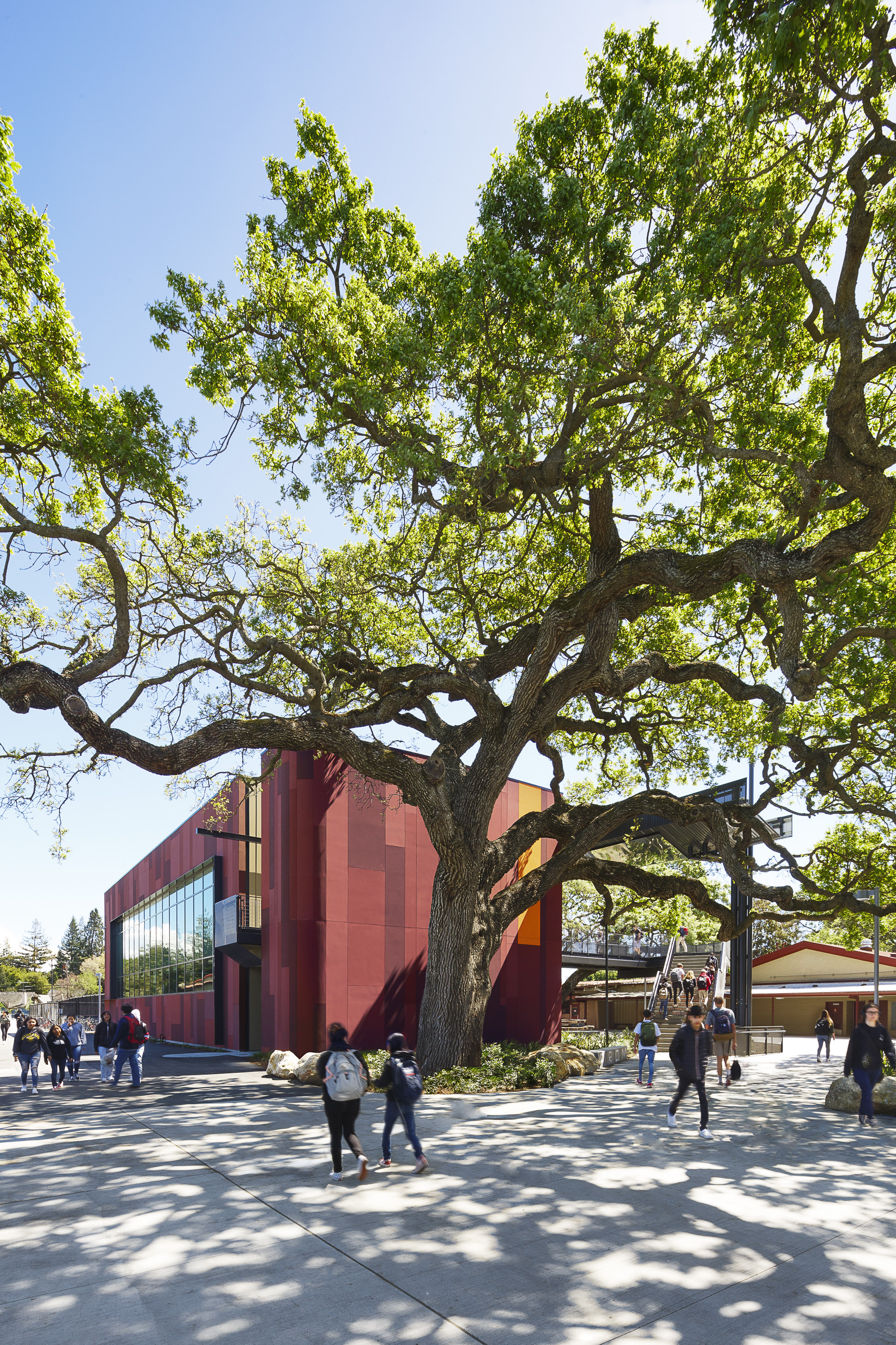 Menlo-Atherton High School STEM Building / LPA-26