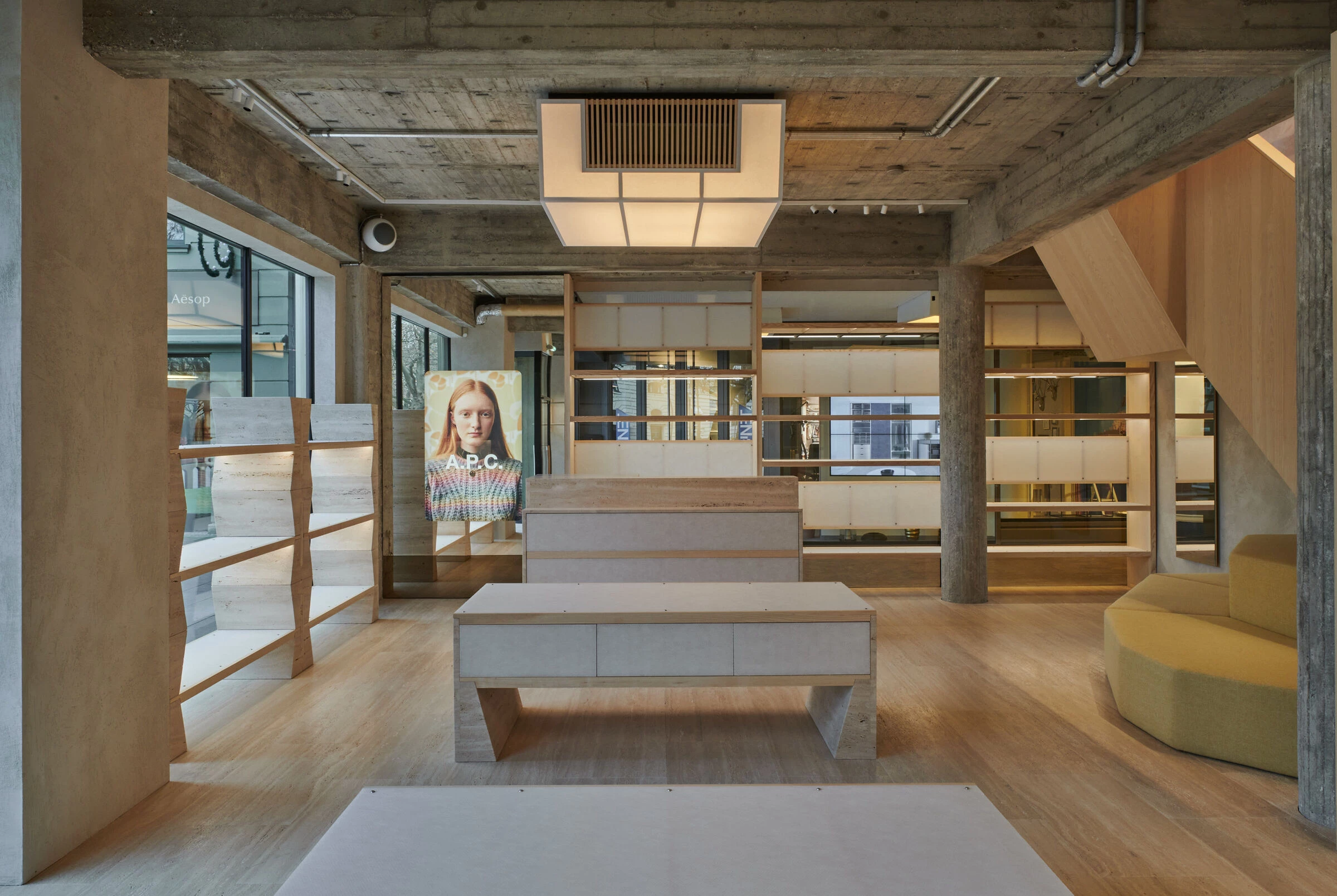 A·P·C·慕尼黑商店丨德国慕尼黑丨Laurent Deroo Architecte-10