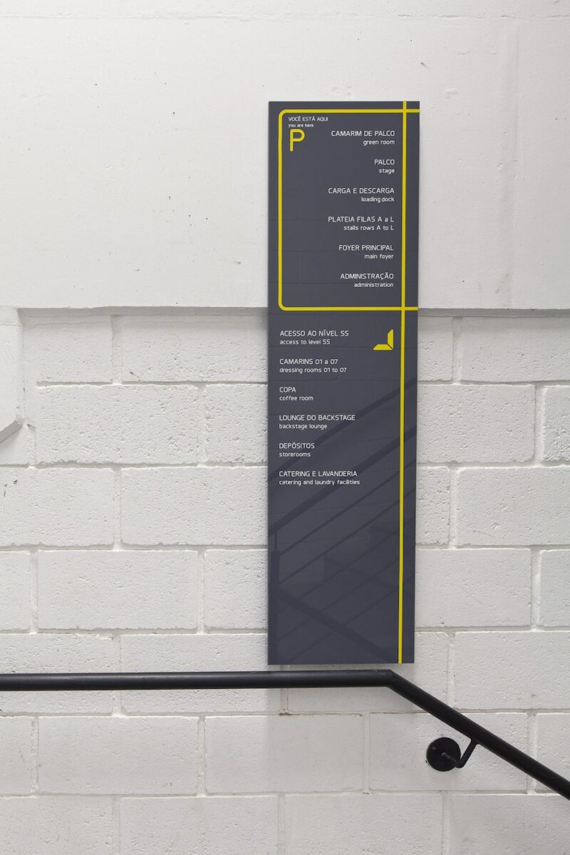 Teatro Feevale - /STUDIOMDA - Wayfinding Design-13