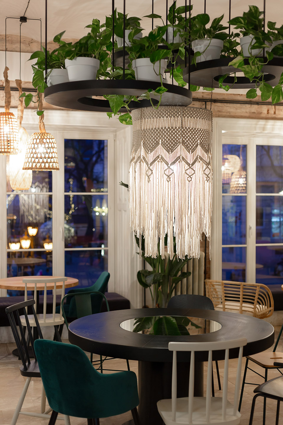 芝士面包房咖啡厅，乌克兰 / Ira Lysiuk-39