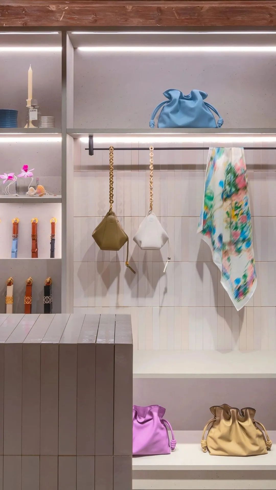 LOEWE 米兰精品店翻新丨意大利米兰丨LOEWE 创意总监 Jonathan Anderson-7