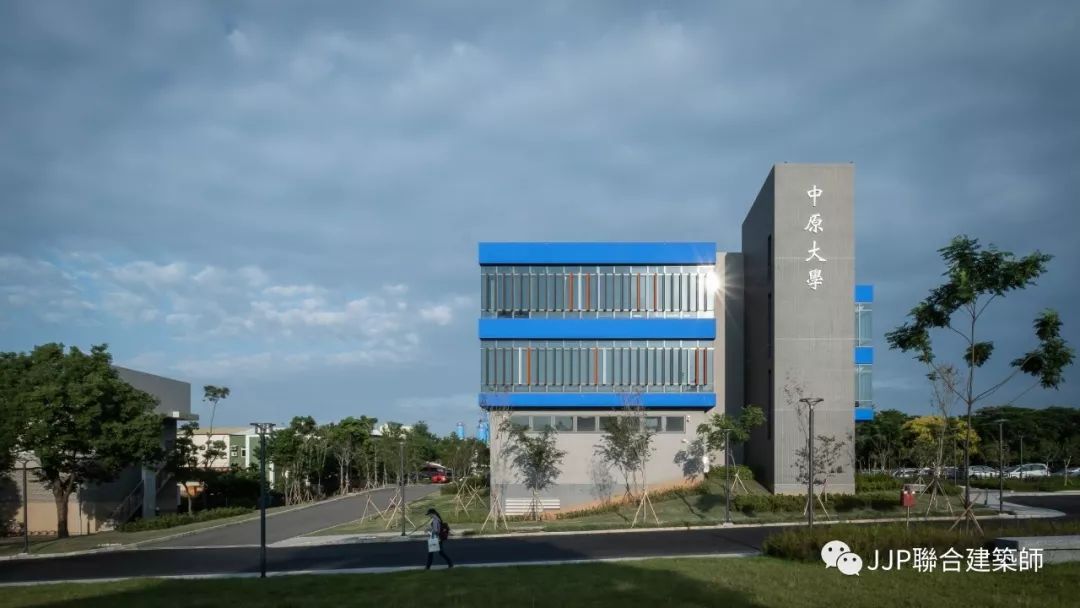 《产业精英的培育基地》中原大学知行领航馆-18