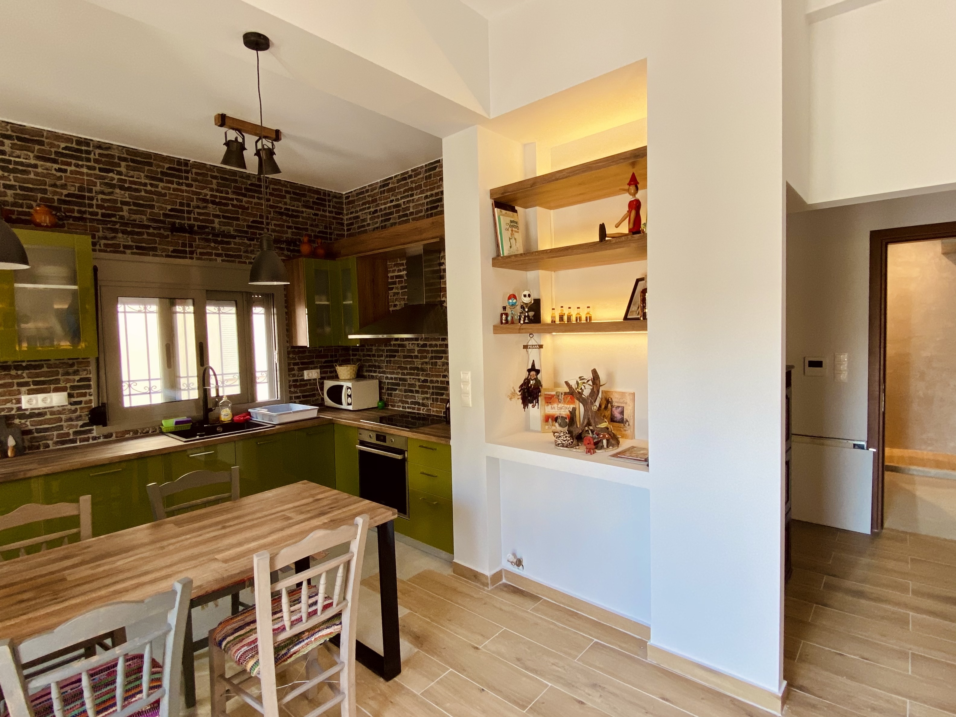 2 Bedroom Apartment in Aigaleo-14