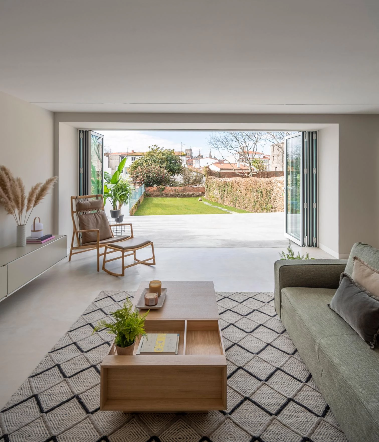 圣地亚哥住宅改造丨西班牙拉科鲁尼亚丨加利西亚建筑事务所-12